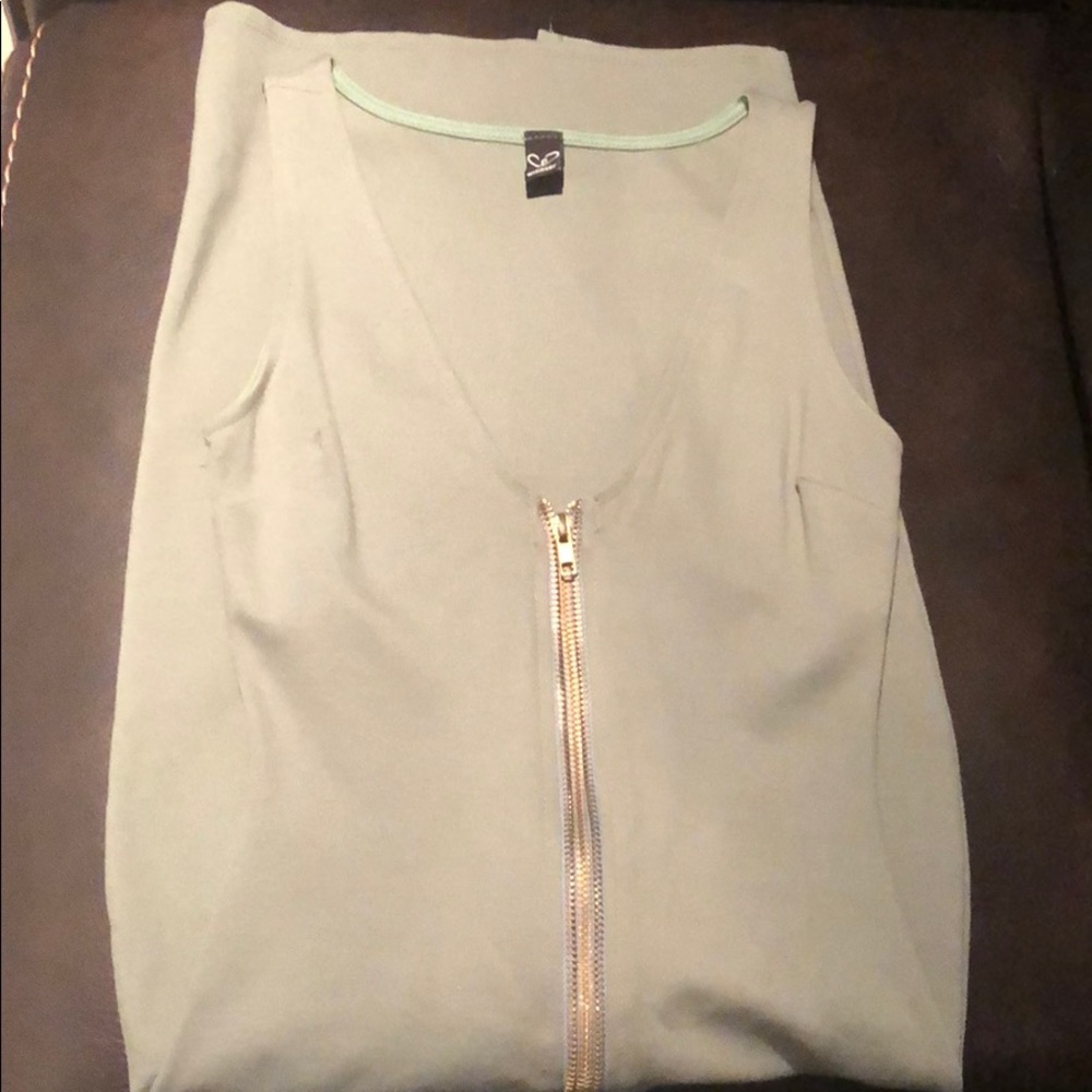 Green Windsor dress